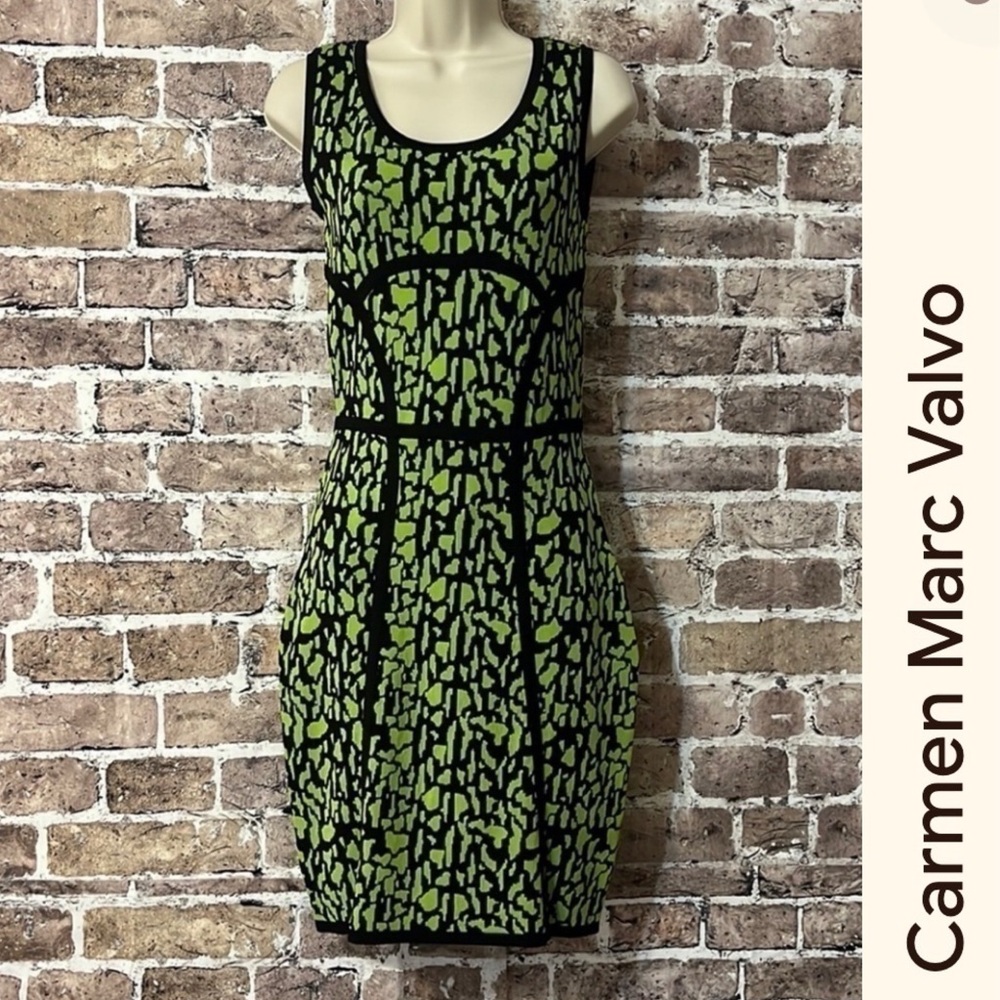 Carmen Marc Valvo Chartreuse Green/Black Knit Sheath Dress